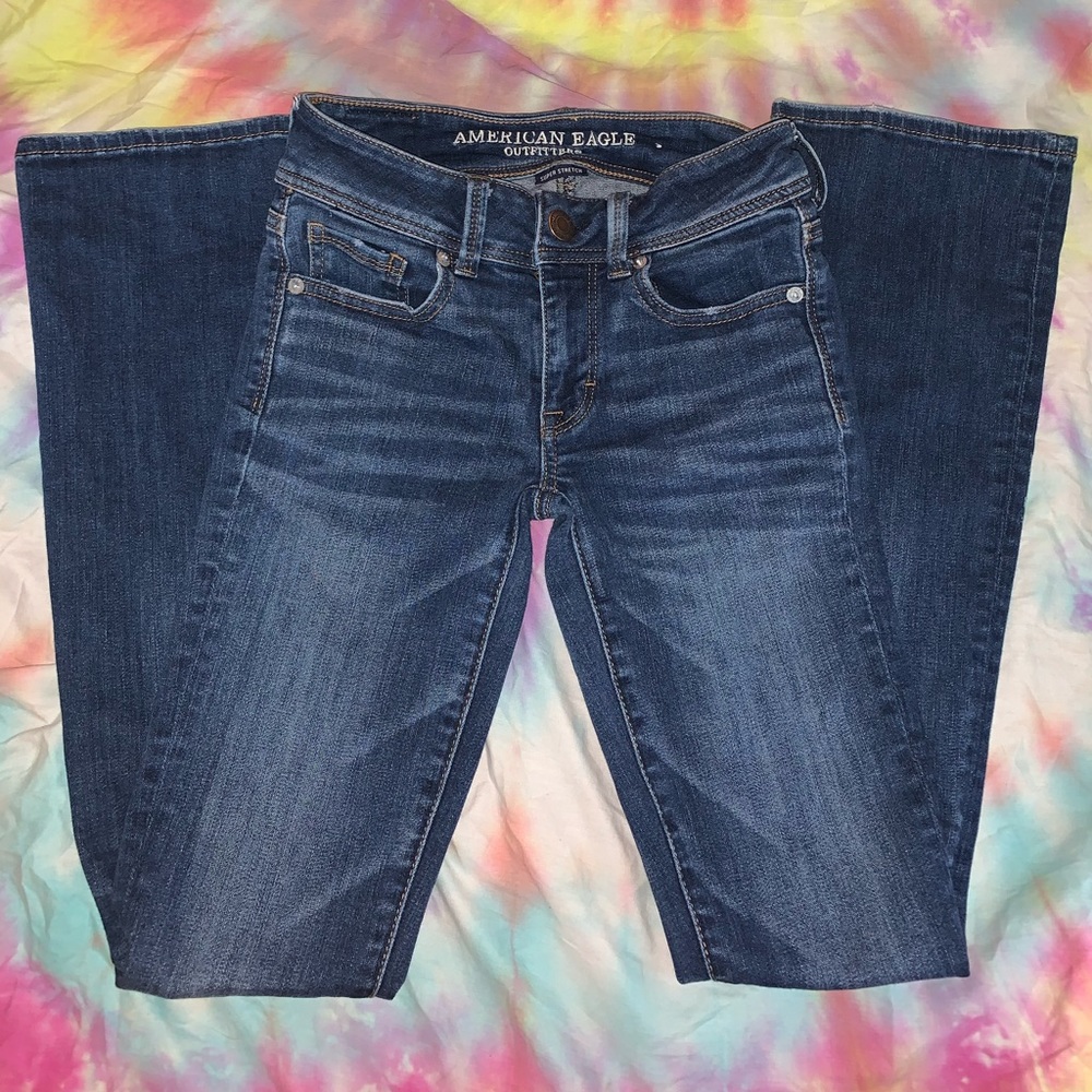 Women’s American eagle jeans
